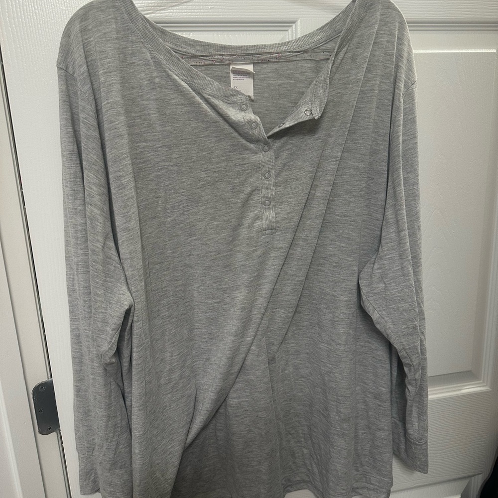 Gray Women's Plus Size Top